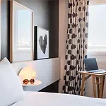 Ibis Styles Gare De L'est Château Landon Hotel Paris