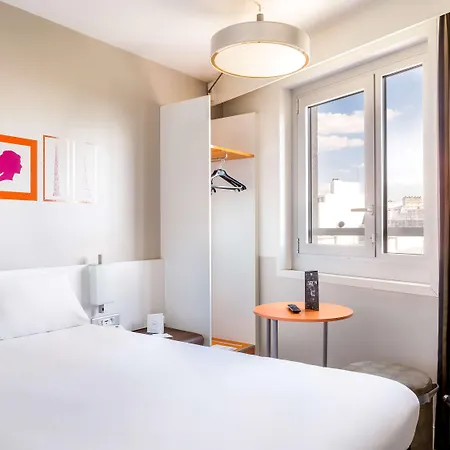 Ibis Styles Gare De L'est Chateau Landon 3* Paryż