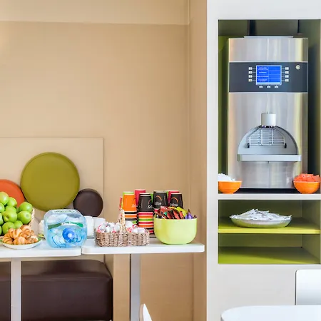 Ibis Styles Gare De L'est Chateau Landon Hotel Paris