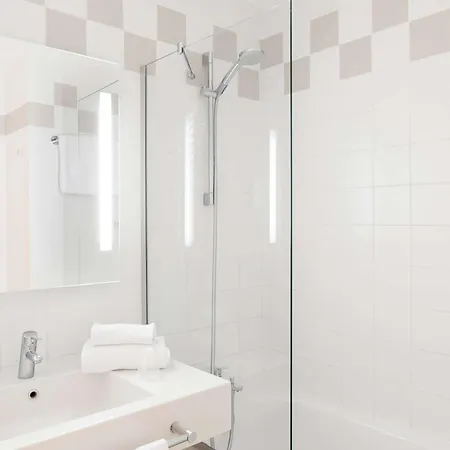 Hotel Ibis Styles Gare De L'est Chateau Landon 3*