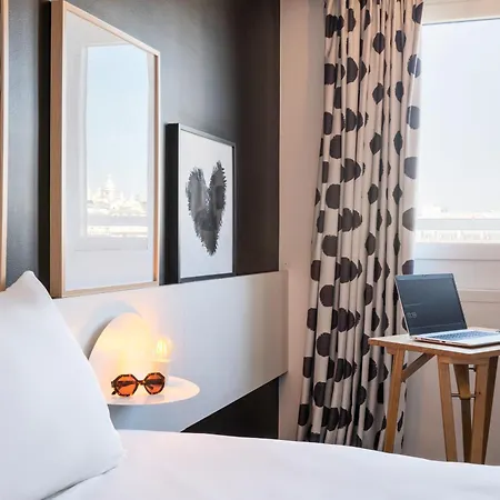Ibis Styles Gare De L'est Château Landon Hotel 3*