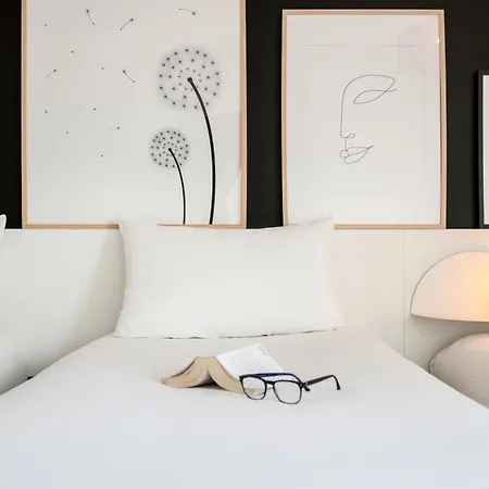Ibis Styles Gare De L'est Chateau Landon Hotel 3*