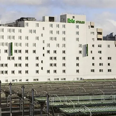 Ibis Styles Gare De L'est Château Landon Hotel