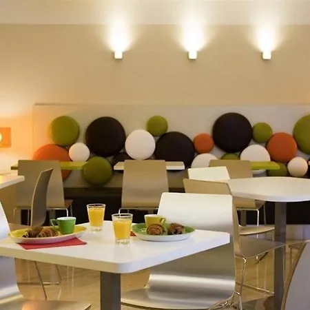 Ibis Styles Gare De L'est Chateau Landon מלון 3*