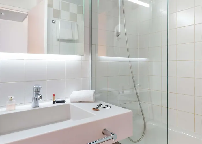 Ibis Styles Gare De L'est Chateau Landon 3* Paris