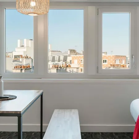 Ibis Styles Gare De L'est Chateau Landon Paris